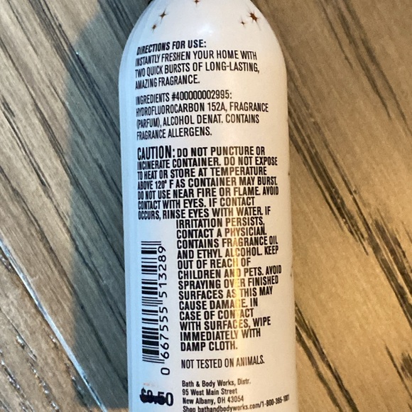 🎄Holiday Room Spray Brand New Bath & Body Works - Picture 4 of 5